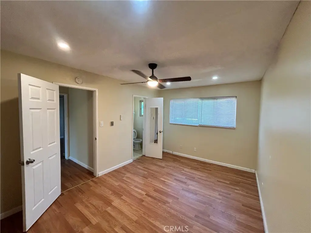 737 E 5th 12, Long Beach, CA — listing photo 1