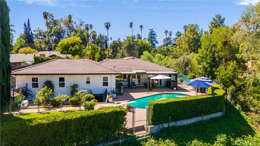 1306 Garden, Redlands, CA — listing photo 1