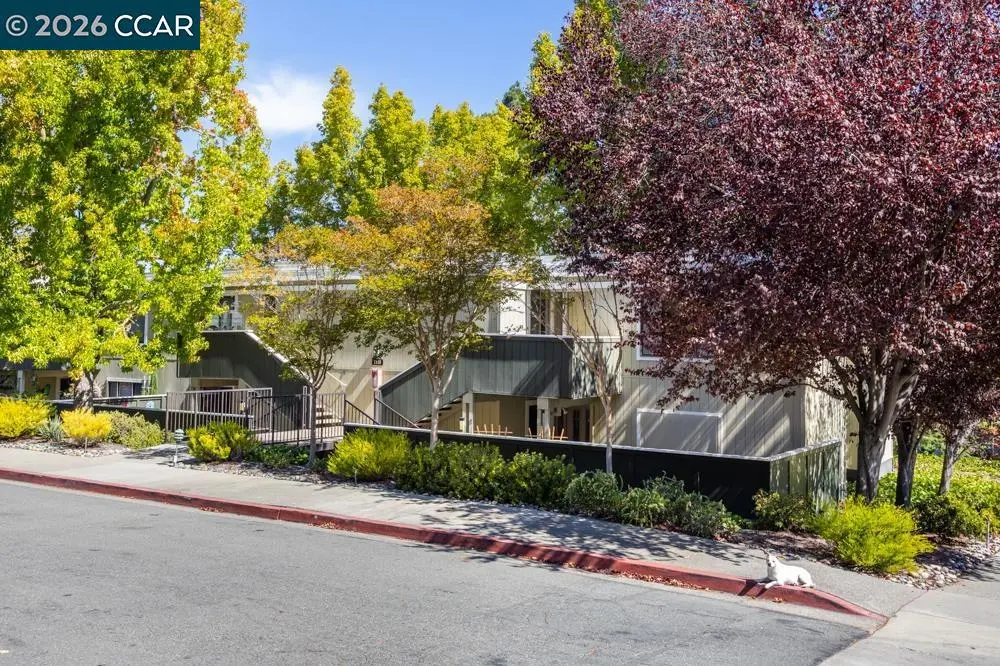 1116 Running Springs Rd 7, Walnut Creek, CA — listing photo 1