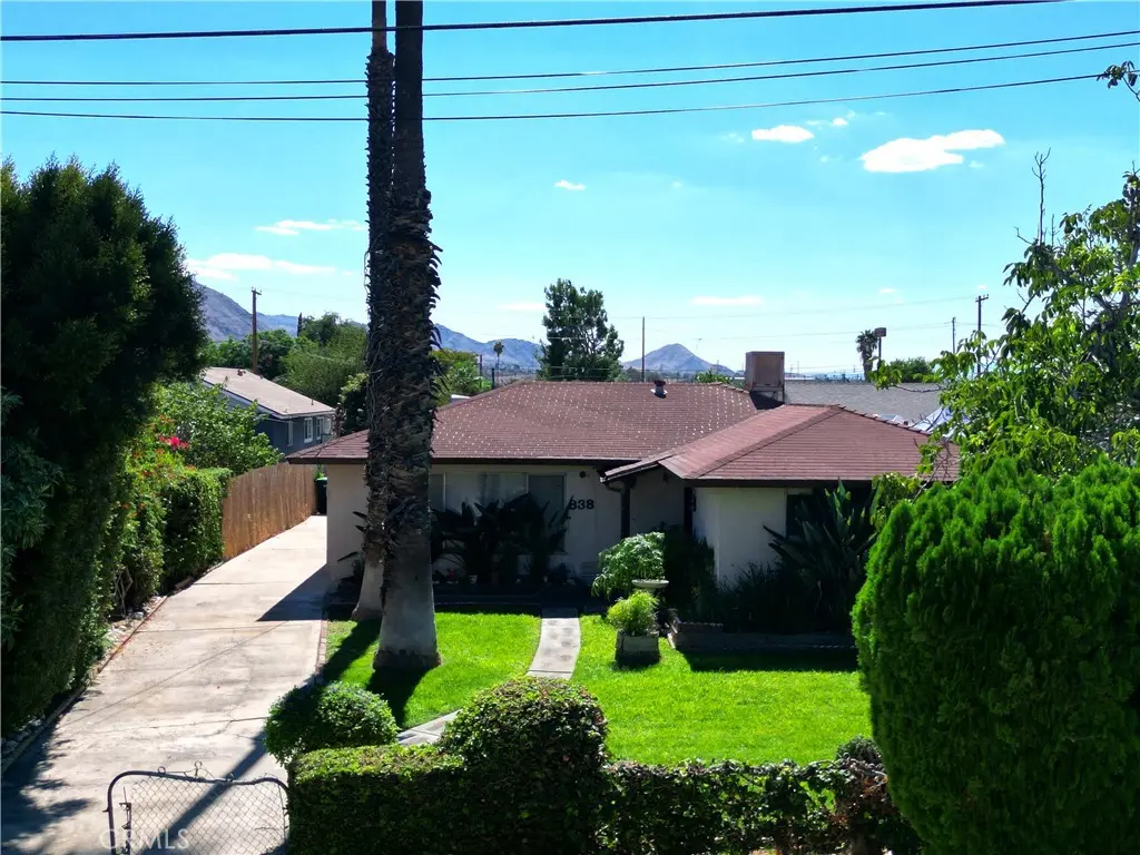 838 E G, Colton, CA — listing photo 1