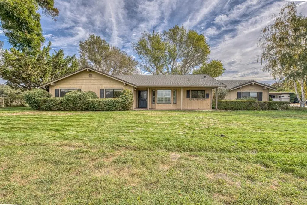 7505 Lovers Lane, Hollister, CA — listing photo 1