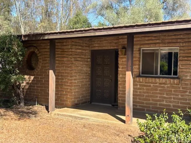 2852 Via Arroyo, Fallbrook, CA — listing photo 1