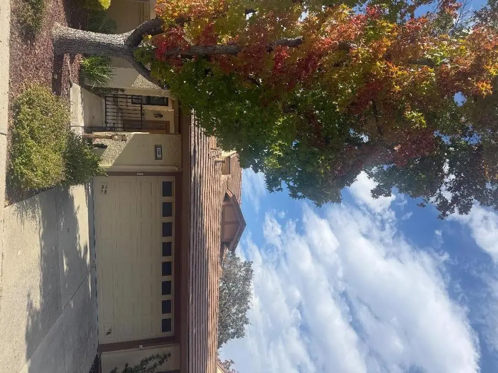 Apartment for rent at 3364 Bolsena Court, San Jose, CA featuring 2 beds and 3 baths