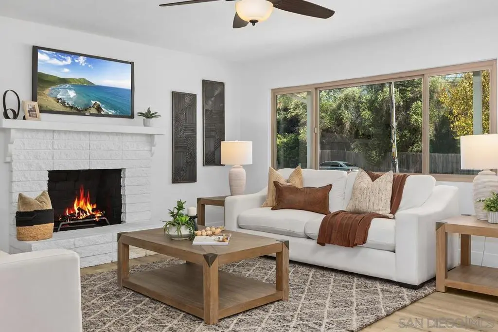 Single Family Residence for sale at 2738 Oak Hill Dr, Escondido, CA featuring 3 beds and 2 baths