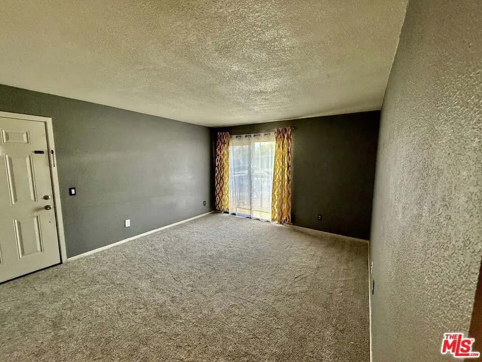 1265 Kendall Drive 6I5, San Bernardino, CA — listing photo 1