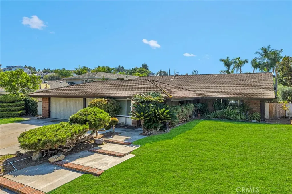 9472 Henderson Way, Villa Park, CA — listing photo 1