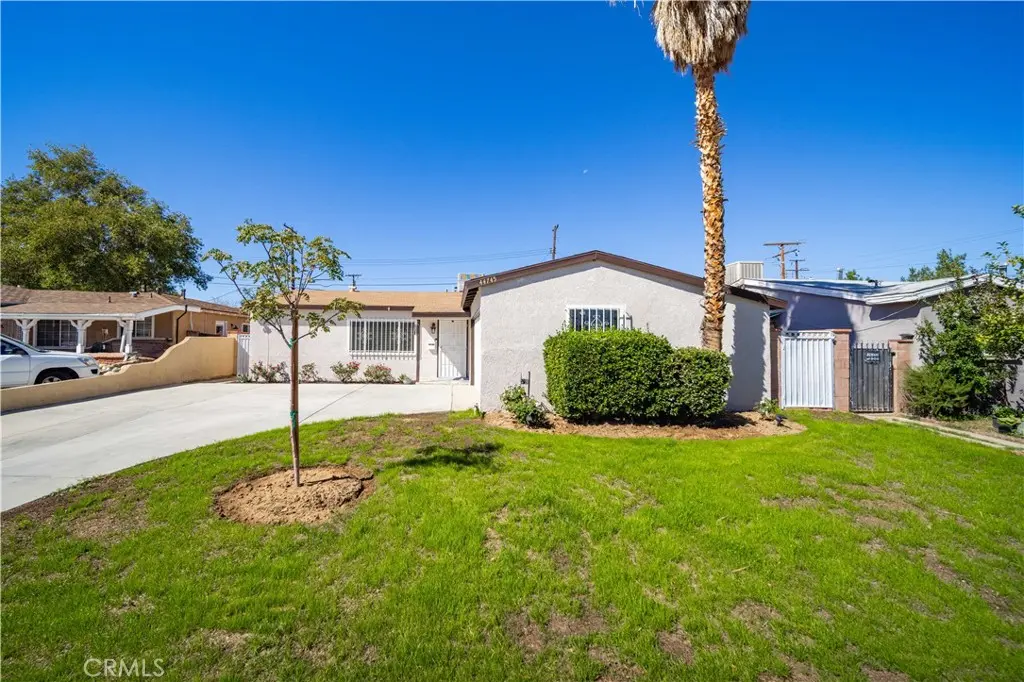 44745 6th E, Lancaster, CA — listing photo 1