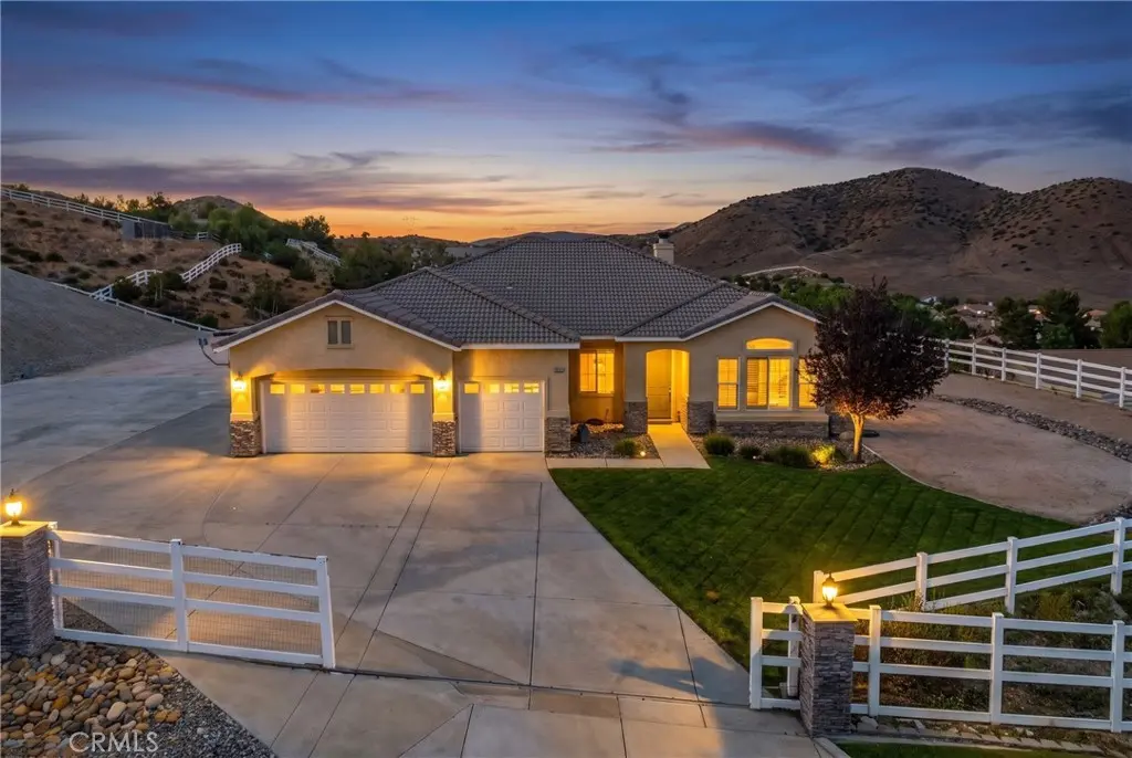 34412 Desert, Acton, CA — listing photo 1