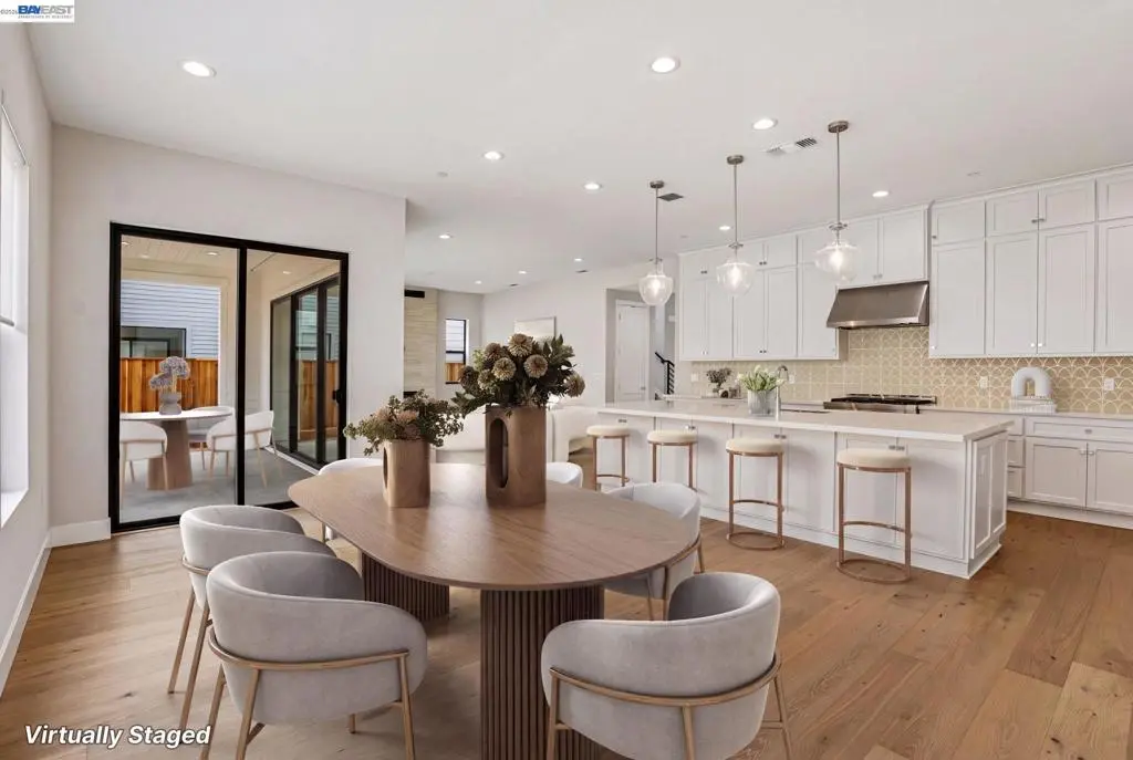 2308 Sanderling Ave, Marina, CA — listing photo 1