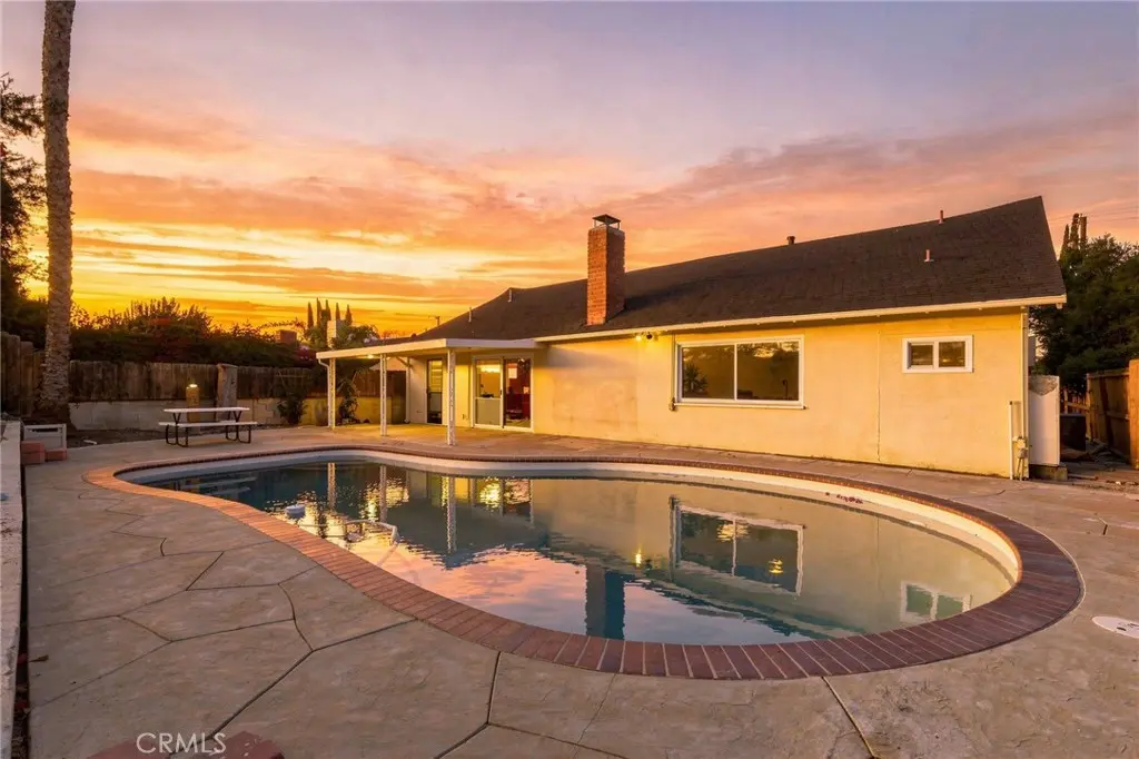 24107 Highlander, West Hills, CA — listing photo 1
