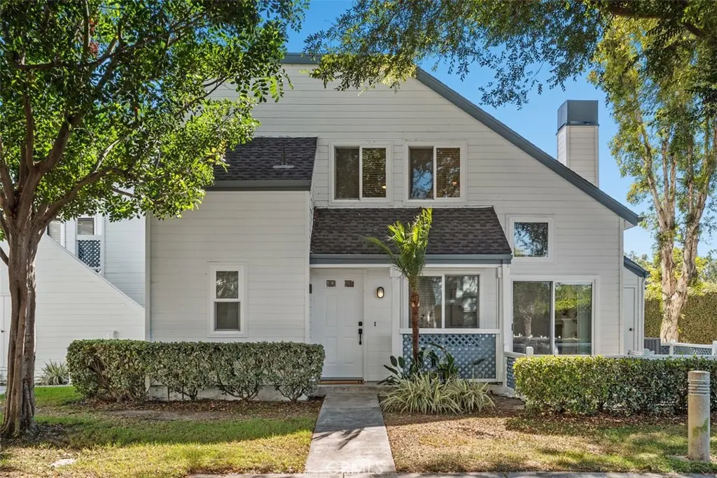45 Greenmoor, Irvine, CA — listing photo 1
