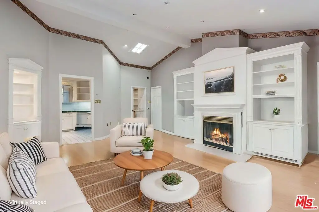 877 Montecito Drive, Los Angeles, CA — listing photo 1