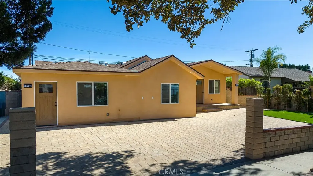 13712 Community, Panorama City, CA — listing photo 1
