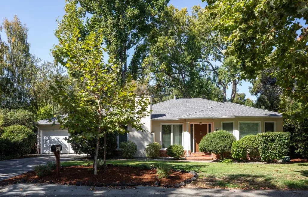 811 Stanford Avenue, Menlo Park, CA — listing photo 1