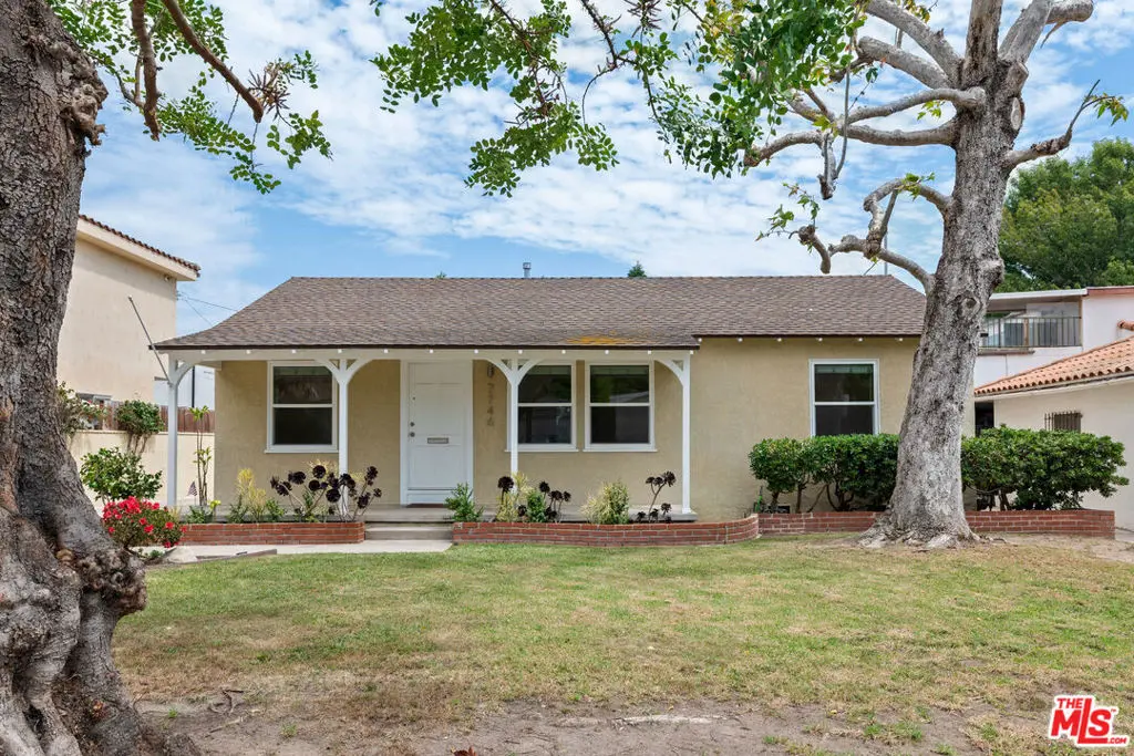 Single Family Residence for rent at 7746 Boeing Avenue, Los Angeles, CA featuring 3 beds and 1 bath