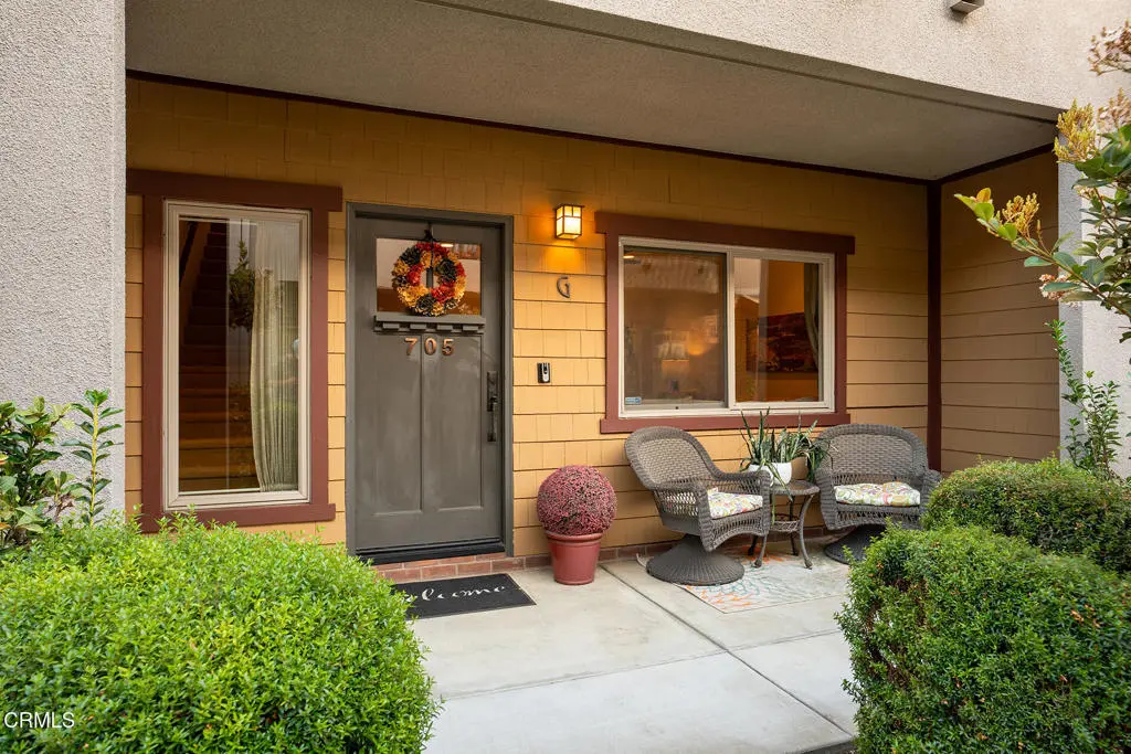 705 S Azusa Avenue G, Azusa, CA — listing photo 1