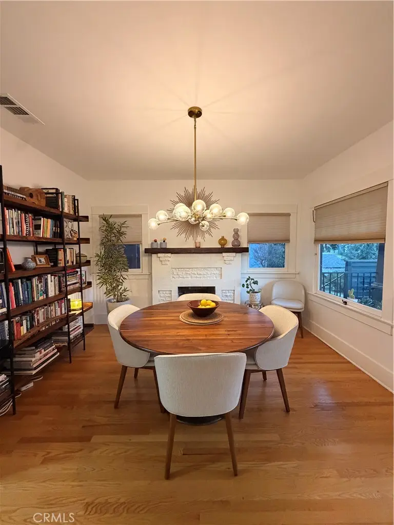Single Family Residence for rent at 521 Meridian Terrace, Los Angeles, CA featuring 3 beds and 2 baths