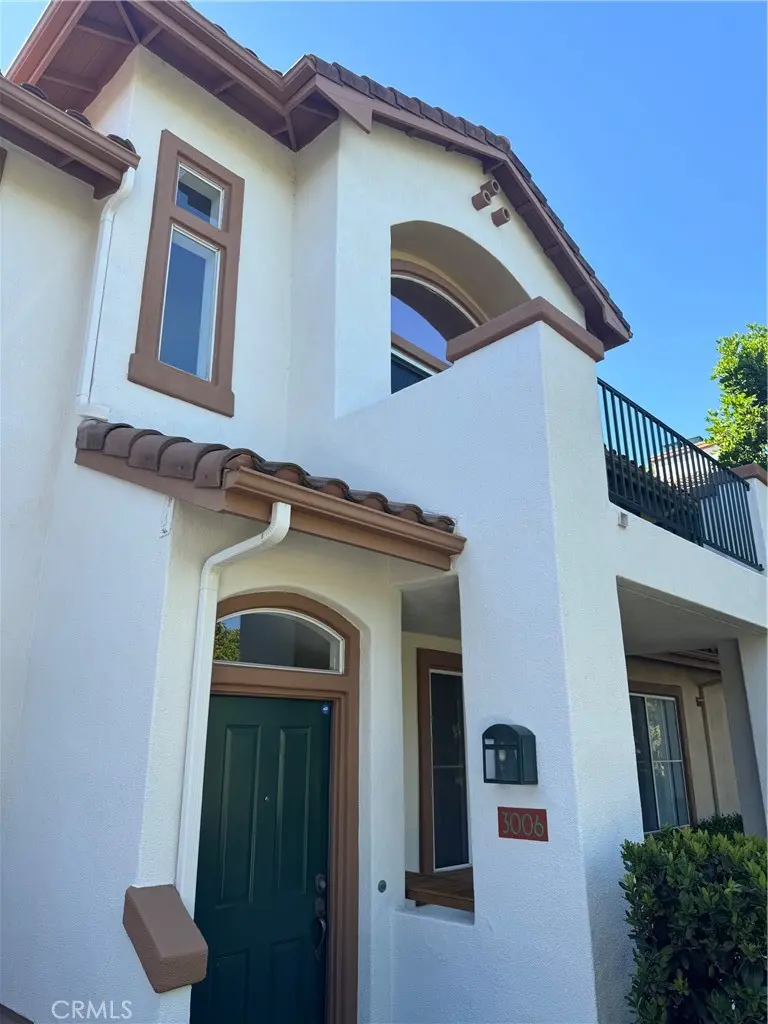 Condominium for rent at 3006 Ladrillo Aisle, Irvine, CA featuring 3 beds and 2 baths