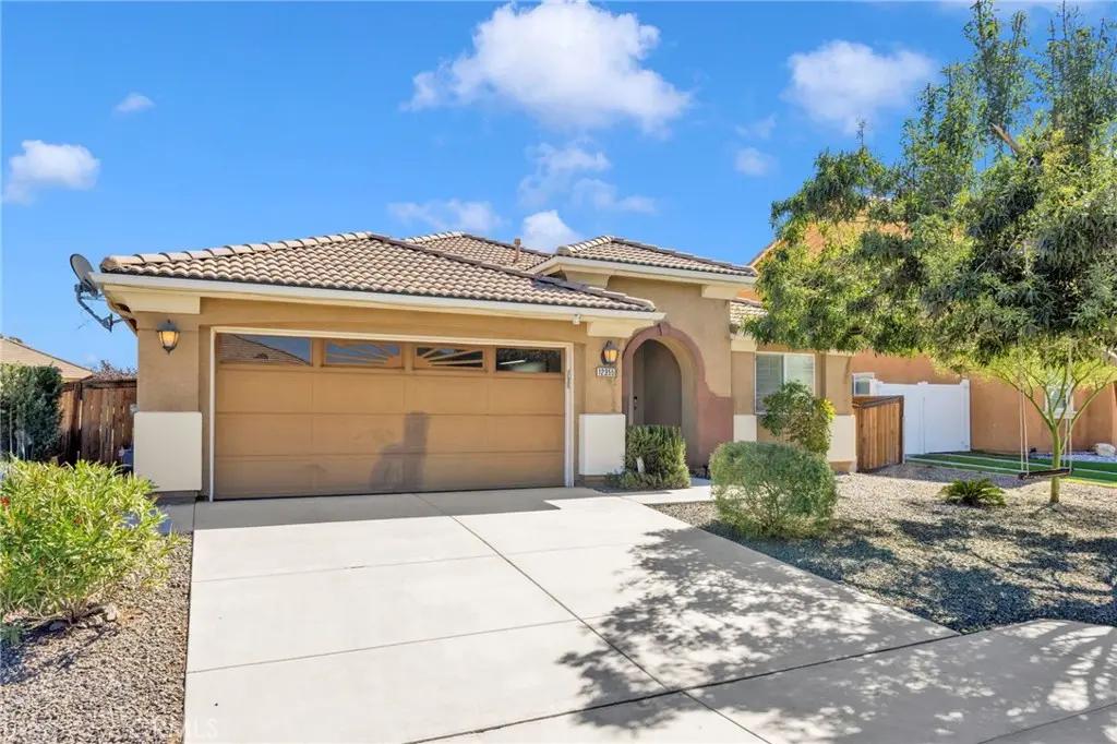 12355 Griffin, Victorville, CA — listing photo 1