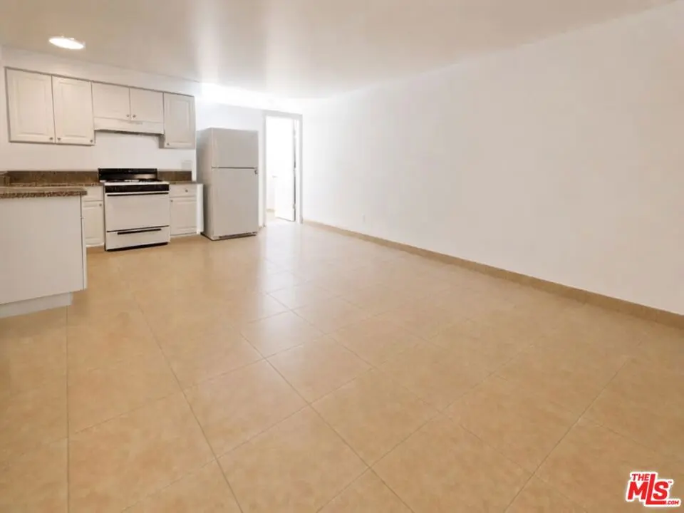 Condominium for rent at 6859 Laurel Canyon Boulevard 210, Los Angeles, CA featuring 1 bed and 1 bath