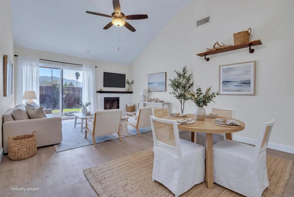 Condominium for sale at 422 Devonshire Gln, Escondido, CA featuring 2 beds and 2 baths