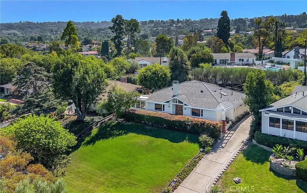10 Palos Verdes Lane, Palos Verdes Peninsula, CA — listing photo 1