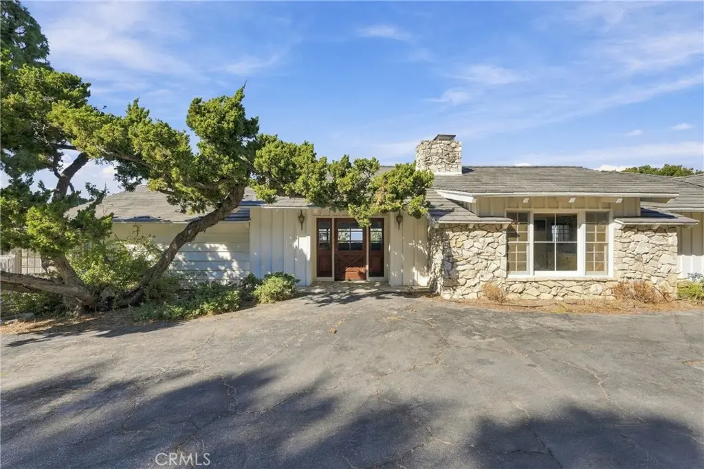 72 Saddleback Road, Rolling Hills, CA — listing photo 1
