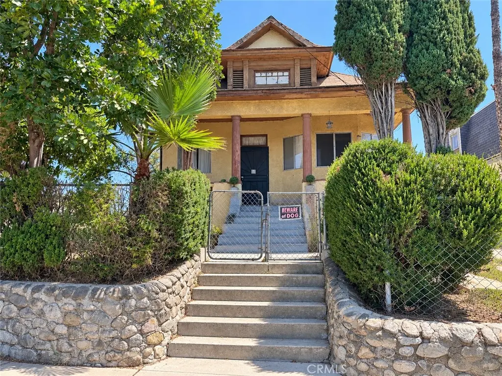 1601 Pennsylvania Avenue, Los Angeles, CA — listing photo 1