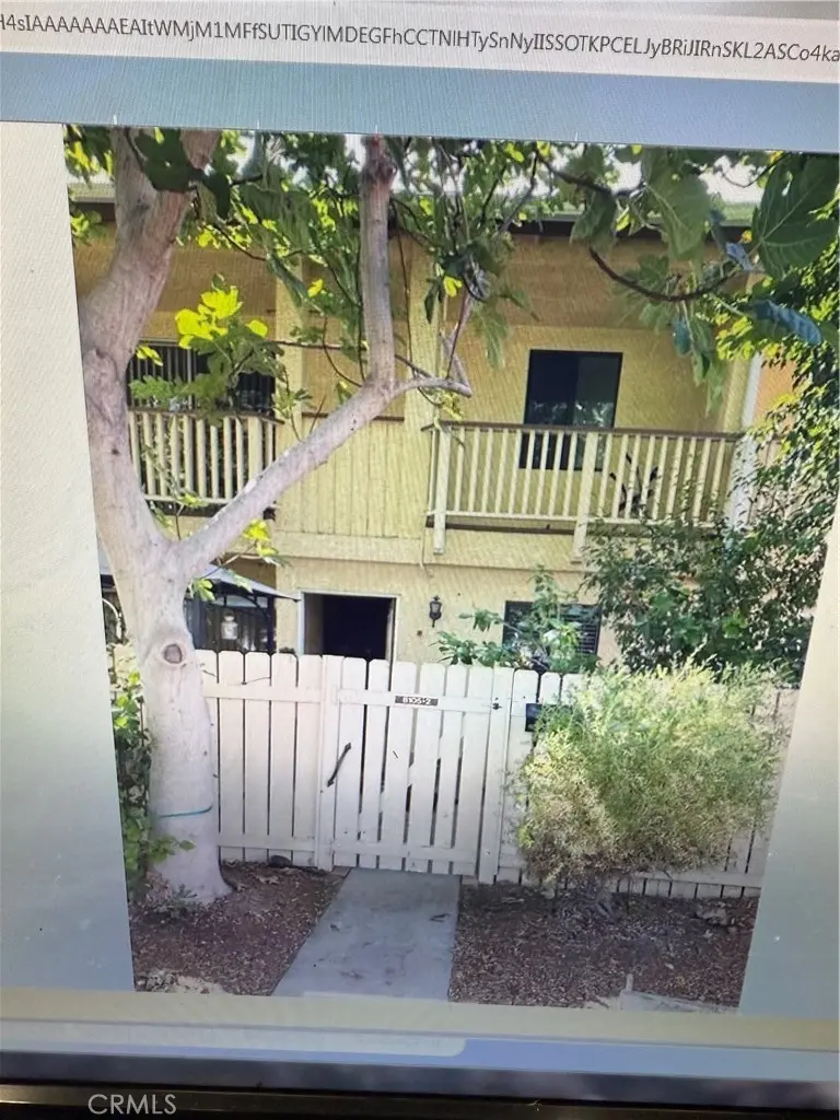 8105 Canby Avenue 2, Reseda, CA — listing photo 1
