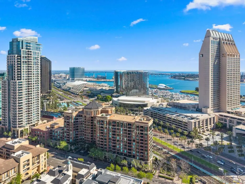 500 W Harbor Dr 1022, San Diego, CA — listing photo 1
