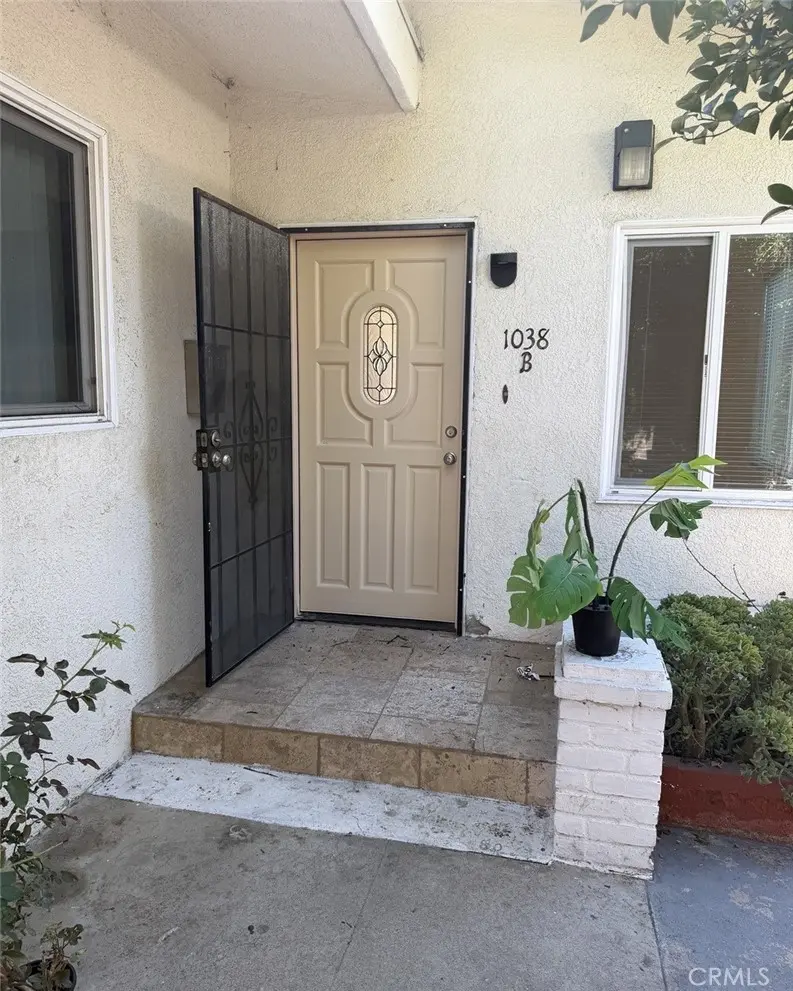 1038 Western Avenue B, Glendale, CA — listing photo 1