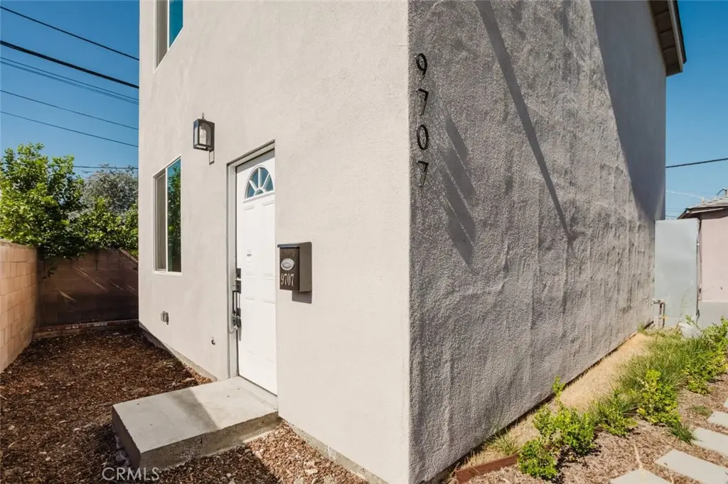 9707 Willis Avenue, North Hills, CA — listing photo 1