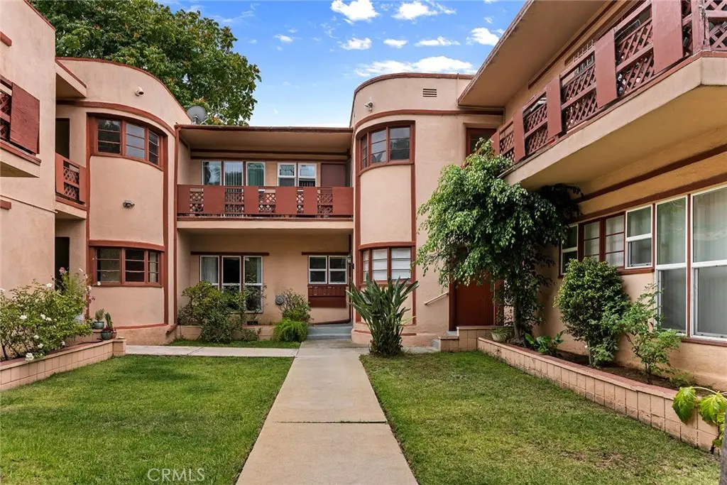 1520 Michigan Avenue 2, Santa Monica, CA — listing photo 1