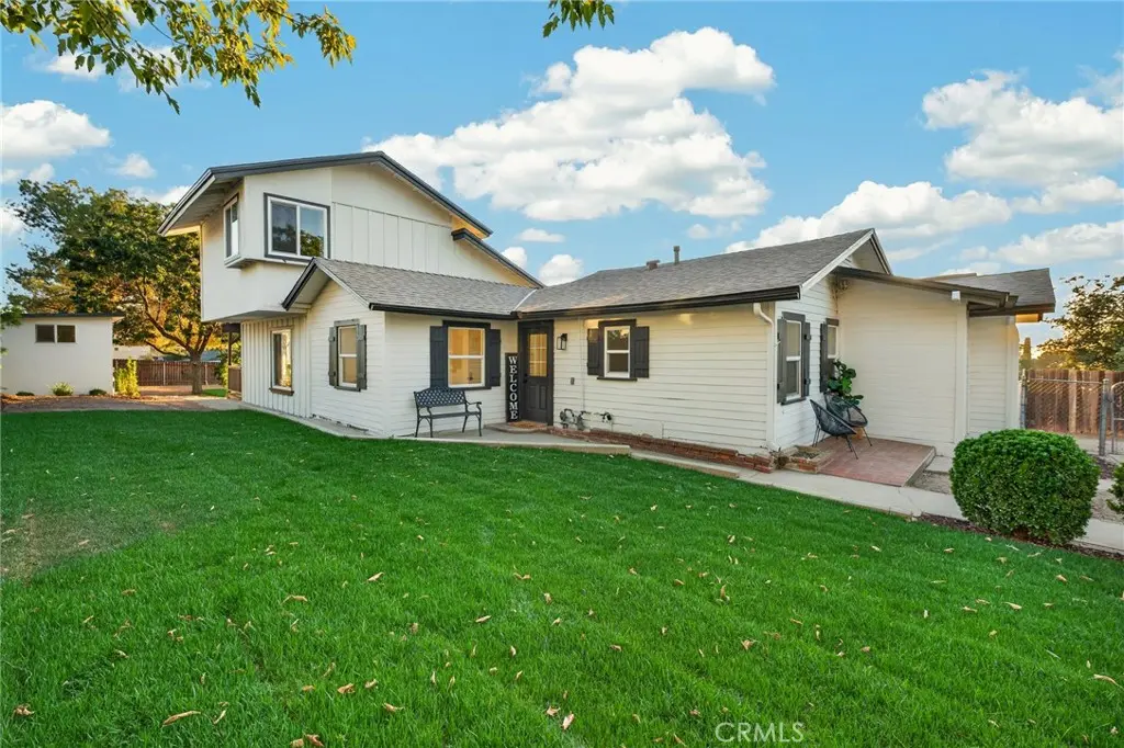 35133 Avenue C, Yucaipa, CA — listing photo 1
