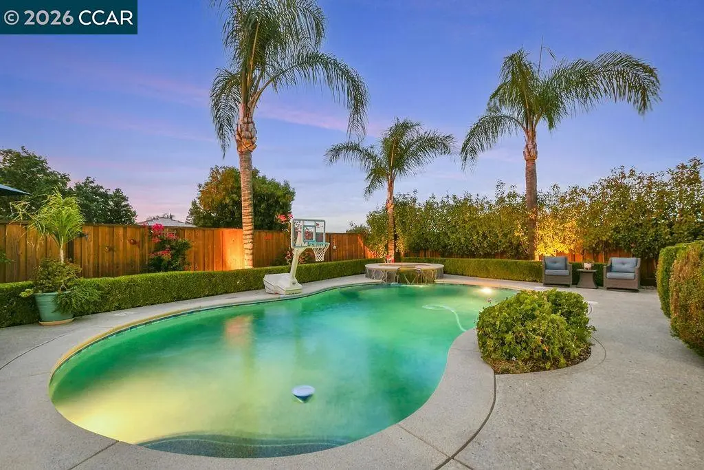 Single Family Residence for sale at 1760 Duchess Ter, Brentwood, CA featuring 5 beds and 5 baths