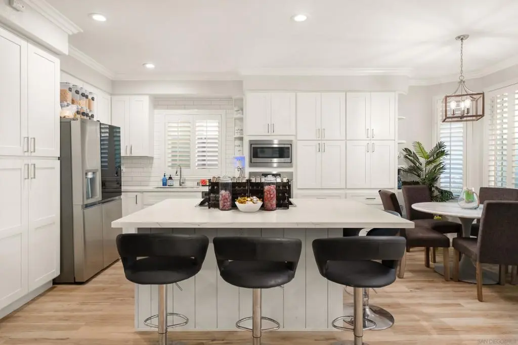 4577 Da Vinci, San Diego, CA — listing photo 1