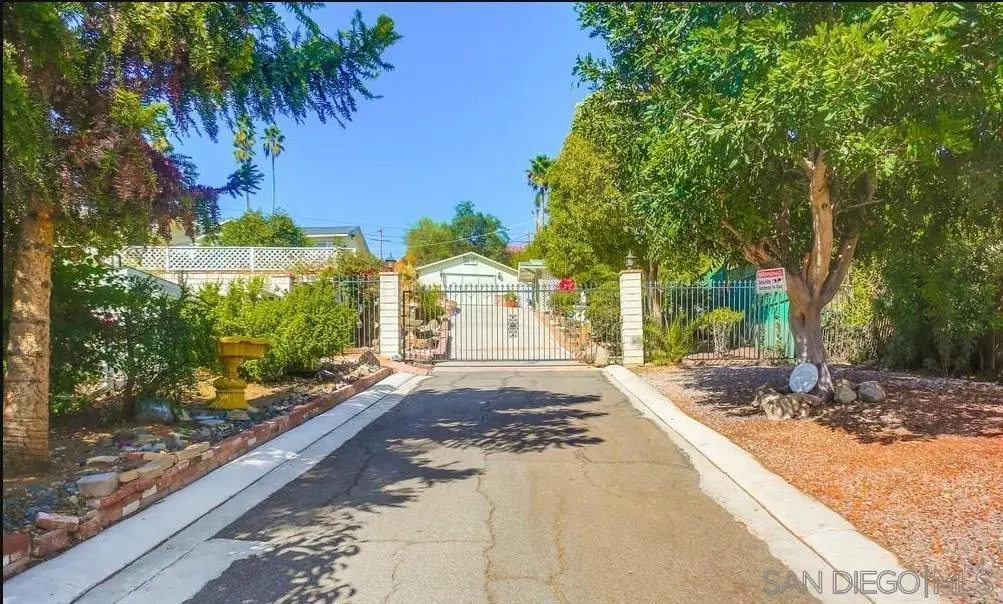 342 Beaumont Dr., Vista, CA — listing photo 1