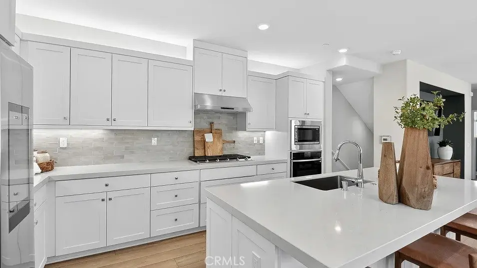 16318 Scorpion Court, Canyon Country, CA — listing photo 1