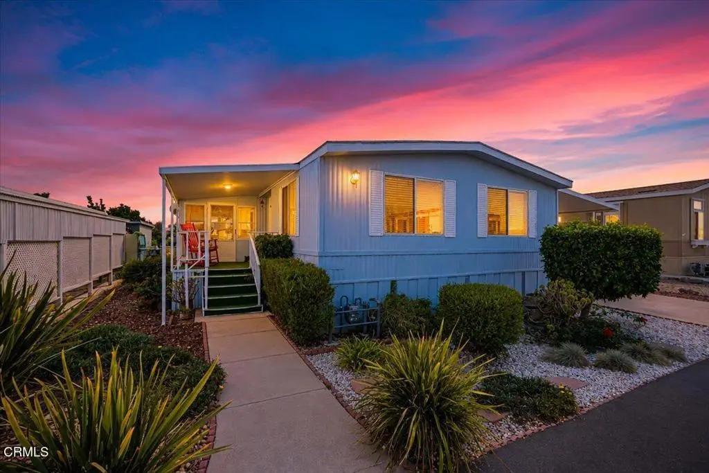 340 Ibsen Place 130, Oxnard, CA — listing photo 1