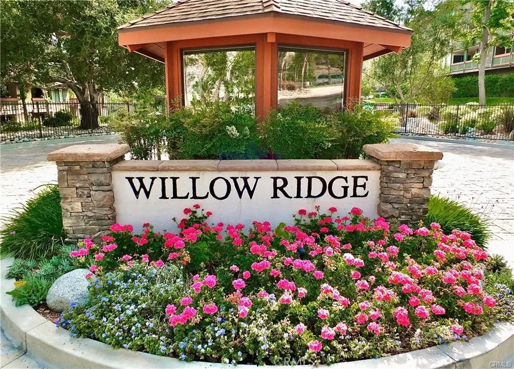 2516 E Willow 203, Signal Hill, CA — listing photo 1