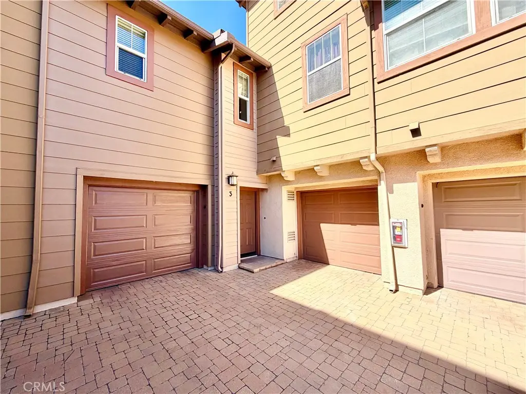 24685 Ridgewalk Street 3, Murrieta, CA — listing photo 1