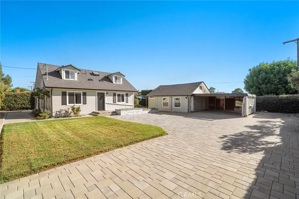 1236 La Colina, Tustin, CA — listing photo 1