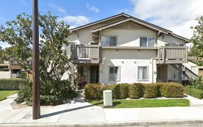 Condominium for rent at 44 Windjammer, Irvine, CA featuring 2 beds and 2 baths