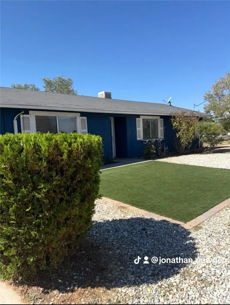 17821 Capri, Hesperia, CA — listing photo 1