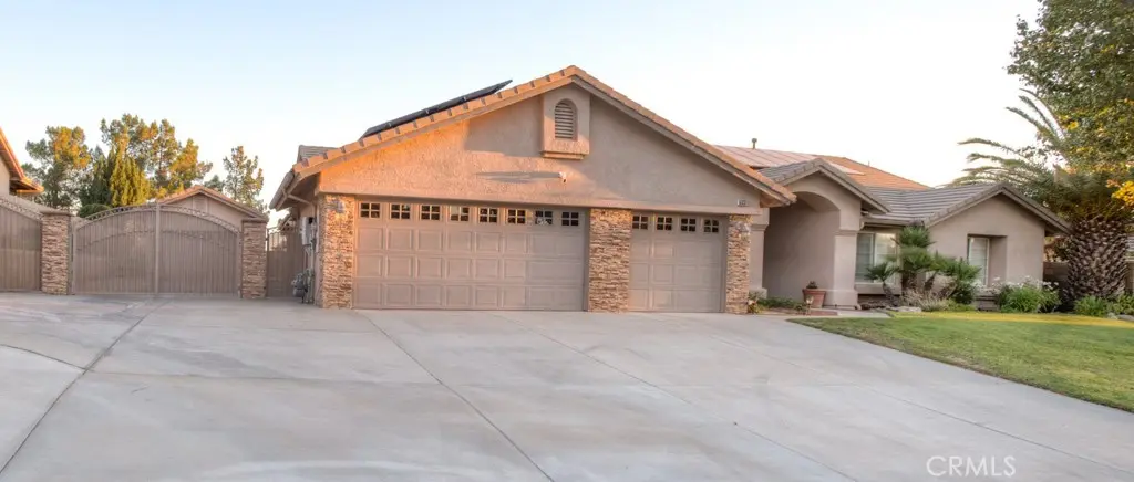 5331 Max Godde, Palmdale, CA — listing photo 1