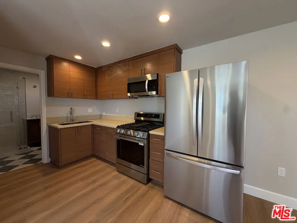 7038 Alcove Avenue, North Hollywood, CA — listing photo 1