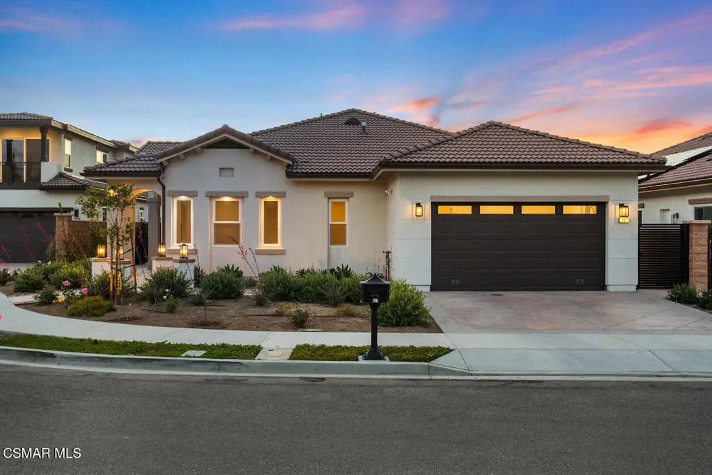 327 Toyon Court, Thousand Oaks, CA — listing photo 1