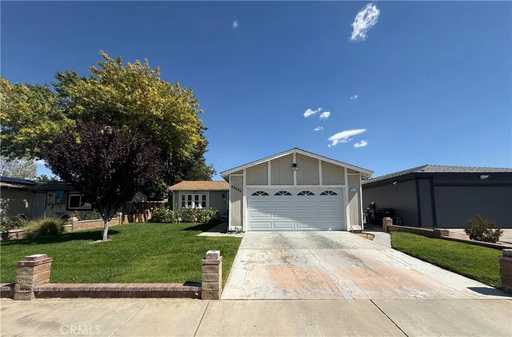 43660 22nd Street E, Lancaster, CA — listing photo 1