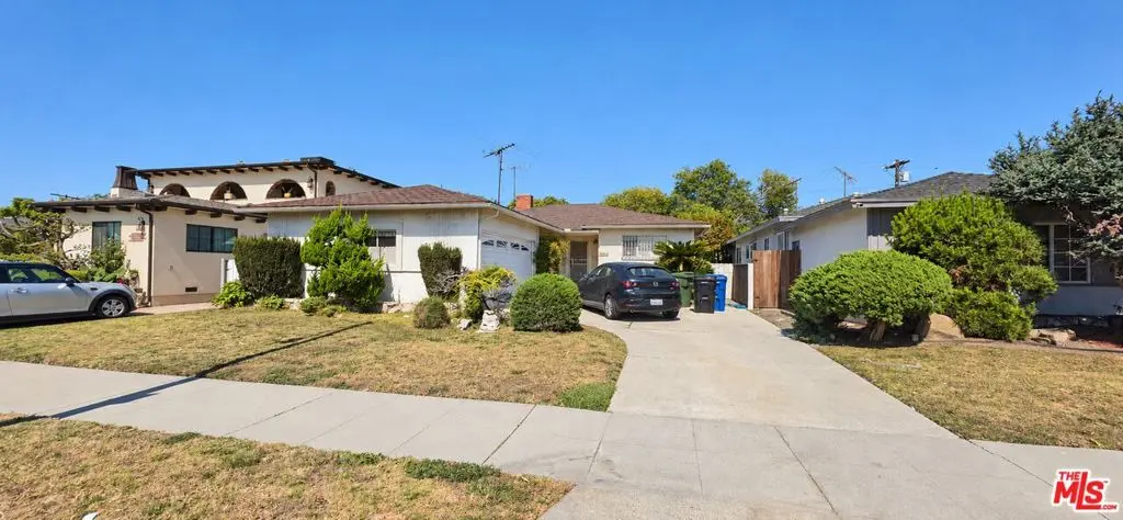 3854 S Norton Avenue, Los Angeles, CA — listing photo 1