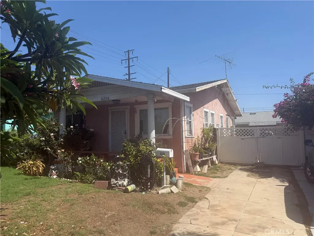 6206 WOODLAWN AVE, Bell, CA — listing photo 1